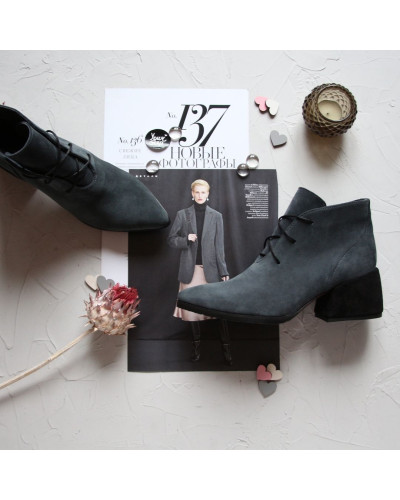 Ботильоны из замши темно-серого цвета на обтяжном каблуке  Арт. 657-10/w324Ок