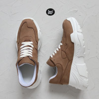 Кросівки бежевого кольору на масивній підошві Арт. 218-1/21950