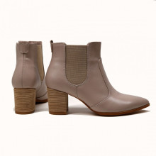 Напівчоботи з бежевої шкіри на підборах Арт. 657-9/41Ok-str