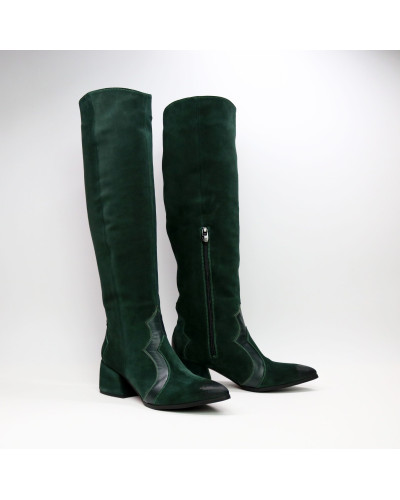 Класичні прямі чоботи на підборах Арт. 657-12/w324Ок