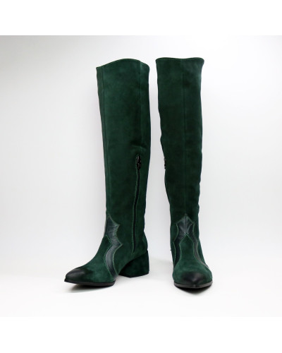 Класичні прямі чоботи на підборах Арт. 657-12/w324Ок