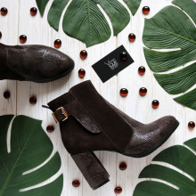 Ботинки на устойчивом каблуке коричневого цвета с принтовыми вставками Арт. 805-1Ок