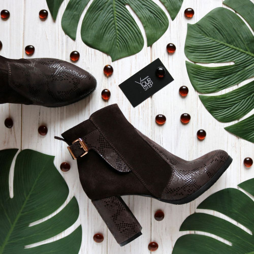 Ботинки на устойчивом каблуке коричневого цвета с принтовыми вставками Арт. 805-1Ок