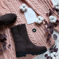 Полусапоги из замши цвета какао на тракторной подошве Арт. 12-2(S2)