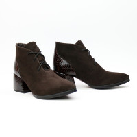 Ботильоны из замши цвета шоколад с обтяжным каблуком Арт. 657-10/w324Ок