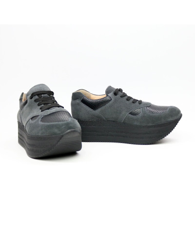 Кросівки з сірої замші Арт. 15-2/21873