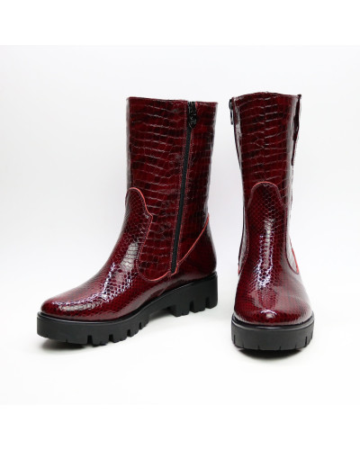 Полусапоги из лаковой кожи под рептилию в цвете бордо Арт. 12-2(S2)