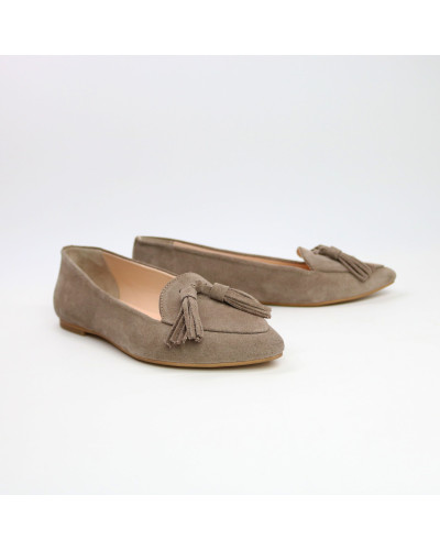 Замшевые балетки с кистями в цвете капучино (Арт.17-7К)