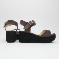 Босоніжки з замші на танкетці Арт. 352-2