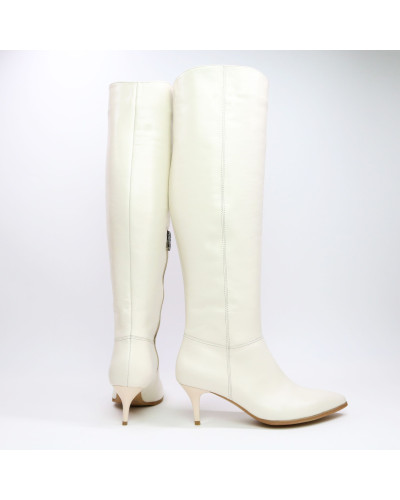 Бежеві класичні чоботи на шпильці Арт. 657-14/36