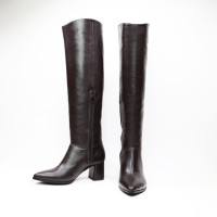 Класичні чоботи зі шкіри на підборах Арт. 657-14/47Ок