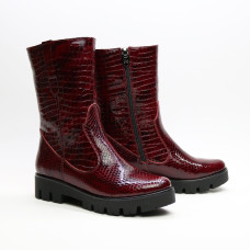 Полусапоги из лаковой кожи под рептилию в цвете бордо Арт. 12-2(S2)