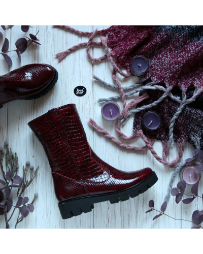 Полусапоги из лаковой кожи под рептилию в цвете бордо Арт. 12-2(S2)