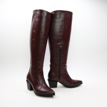 Кожаные сапоги – казаки в бордовом цвете – Арт. 657-12/57