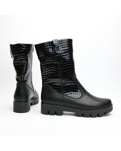 Полусапоги черного цвета на тракторной подошве Арт. 12-2(S2)