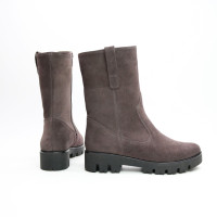 Полусапоги из замши цвета какао на тракторной подошве Арт. 12-2(S2)