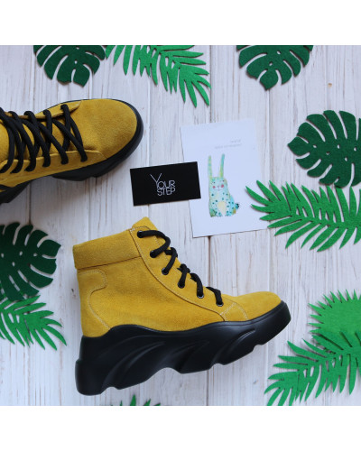 Ботинки со шнуровкой из замши оттенка лимон  Арт. As-4/21968