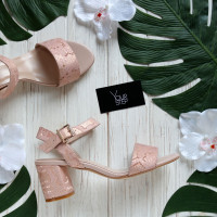 Рожеві босоніжки на низьких підборах Арт. 615-1/45Ок