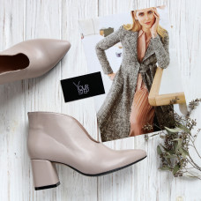 Ботильоны с глубоким вырезом из бежевой кожи на обтяжном каблуке Арт. 657-6/47Ок