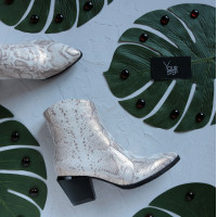 Козаки з нубуку Арт. 657-11/57