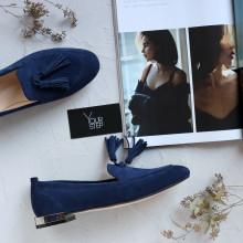 Замшеві лофери в яскраво синьому кольорі із китицями Арт. 156-1/33