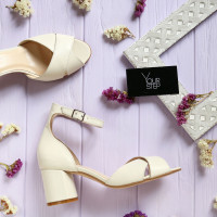 Босоніжки з бежевої шкіри на підборах Арт. 605-10/45Ок