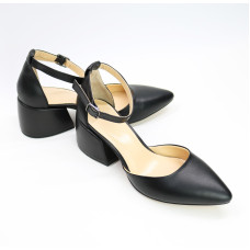 Босоніжки з чорної шкіри з гострим носом Арт. 657-4/w324Ок