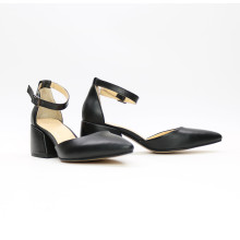 Босоніжки з чорної шкіри з гострим носом Арт. 657-4/w324Ок