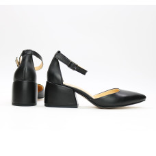 Босоніжки з чорної шкіри з гострим носом Арт. 657-4/w324Ок