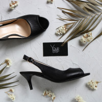 Босоніжки з чорної шкіри на шпильці Арт. 605-9/36