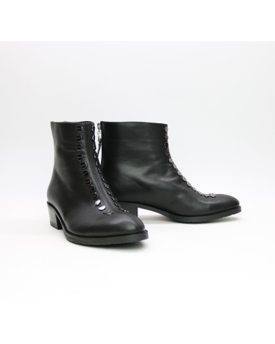 Ботинки из черной кожи с фурнитурой Арт. 306-6