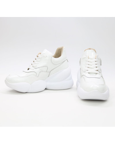 Білі лакові кросівки Арт. 218-1/21061