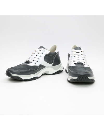 Кроссовки серого цвета с белыми вставками Арт. Om-1(Крос3)