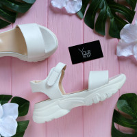 Сандалі з білої шкіри на липучках Арт. 10-24/193