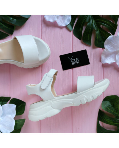 Сандалі з білої шкіри на липучках Арт. 10-24/193