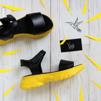 Сандалі з чорної шкіри на липучках Арт. 10-24/193