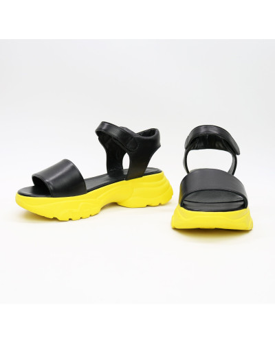 Сандалі з чорної шкіри на липучках Арт. 10-24/193