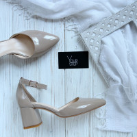 Бежеві лакові босоніжки з гострим носом Арт. 657-4/47 Ок