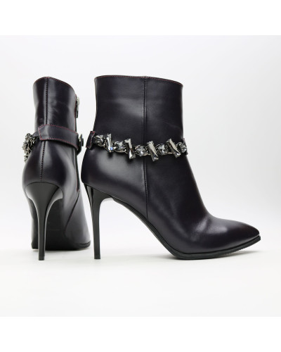 Ботинки из кожи цвета баклажан на шпильке с фурнитурой Арт. 35-10/35-3647