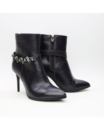 Ботинки из кожи цвета баклажан на шпильке с фурнитурой Арт. 35-10/35-3647