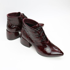 Ботильоны из лаковой кожи под рептилию в цвете бордо Арт. 657-10/w324Ок