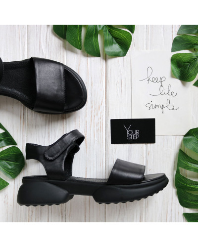 Сандалі з чорної шкіри на липучках Арт. 10-24/194