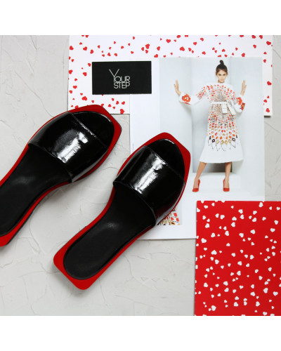 Чорні лакові шльопанці Арт. 10-9/0504