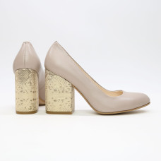 Туфли из бежевой кожи на устойчивом каблуке Арт. 95-1/49Ок