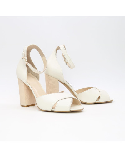 Босоніжки з бежевої шкіри на підборах Арт. 95-12/42