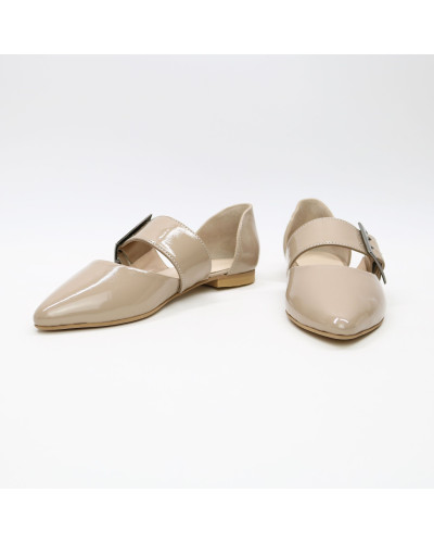 Бежеві лакові балетки з пряжкою Арт. 17-10