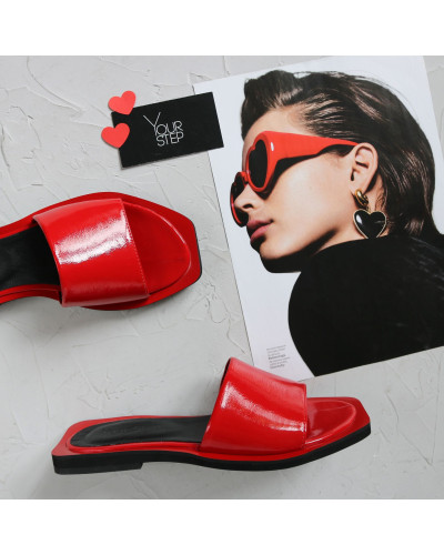 Червоні лакові шльопанці Арт. 10-9/0504