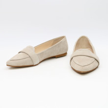 Бежевые замшевые балетки с острым носком – утонченный комфорт для каждого дня (Арт.17-7П)