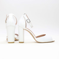 Босоніжки з білої шкіри Арт. 95-6(2)/24ОК