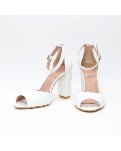 Босоніжки з білої шкіри Арт. 95-6(2)/24ОК